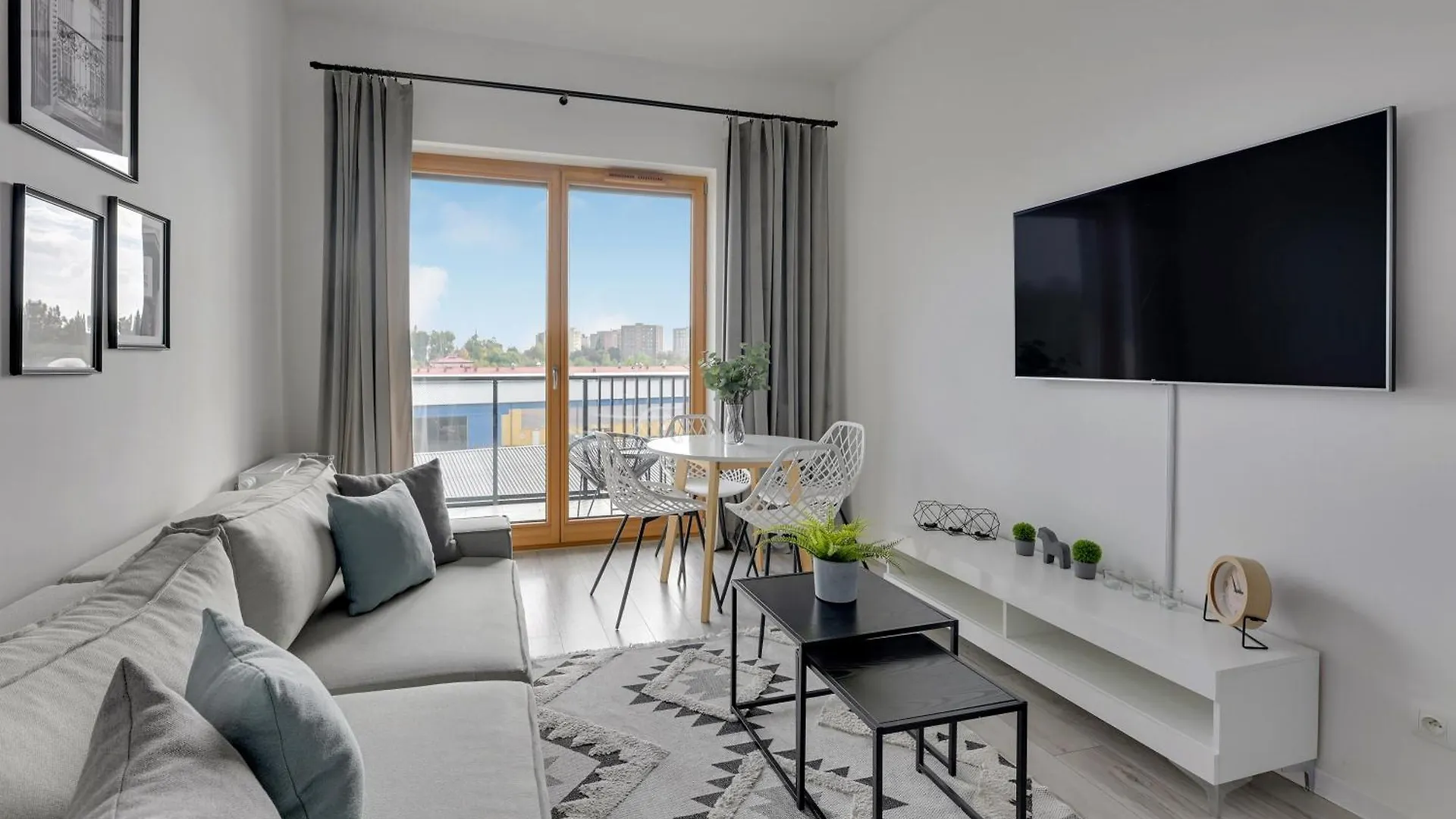 Nadmotlawie Deluxe 4 By Grand Apartments Gdansk 0*,