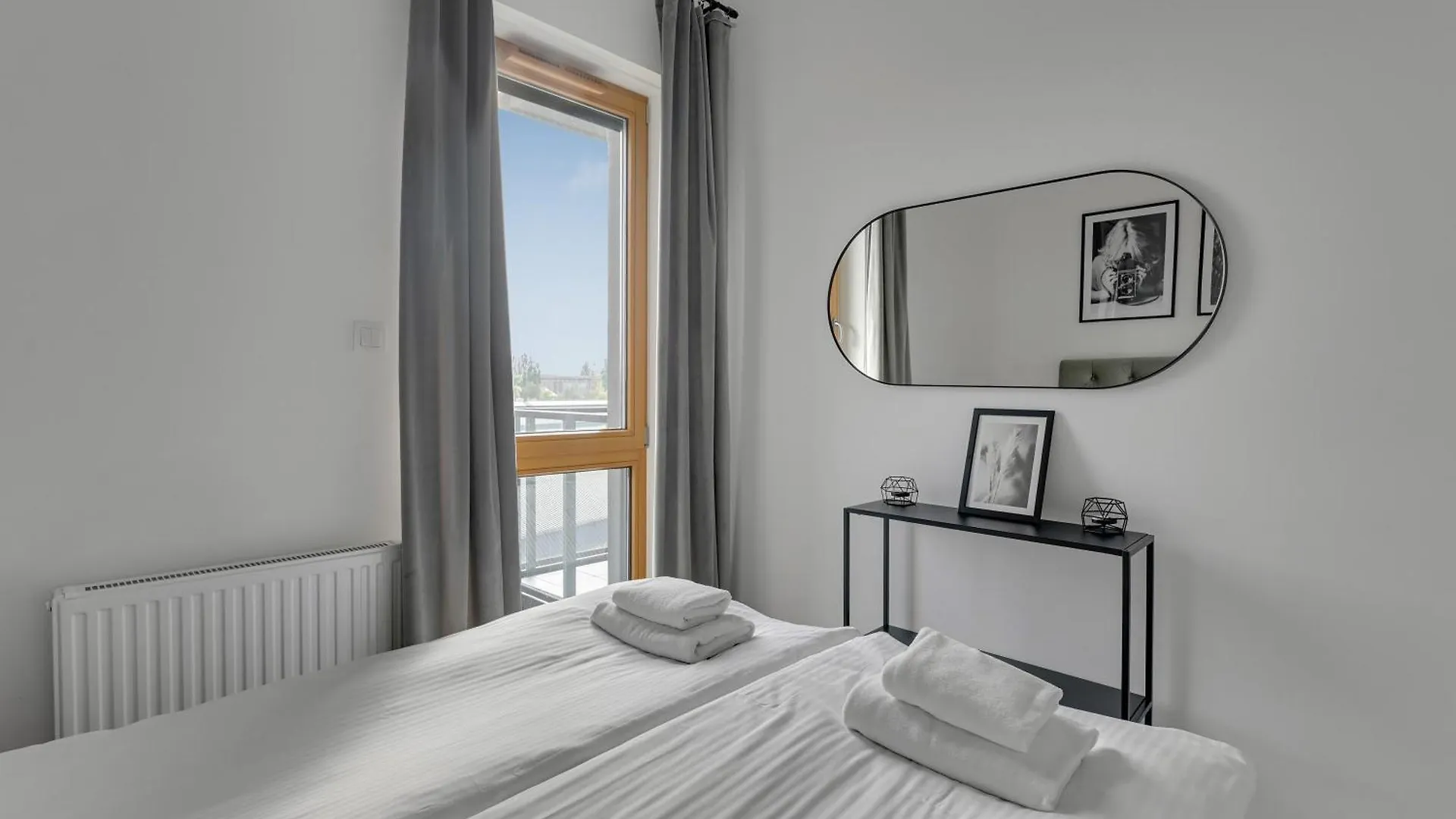 Nadmotlawie Deluxe 4 By Grand Apartments Gdansk